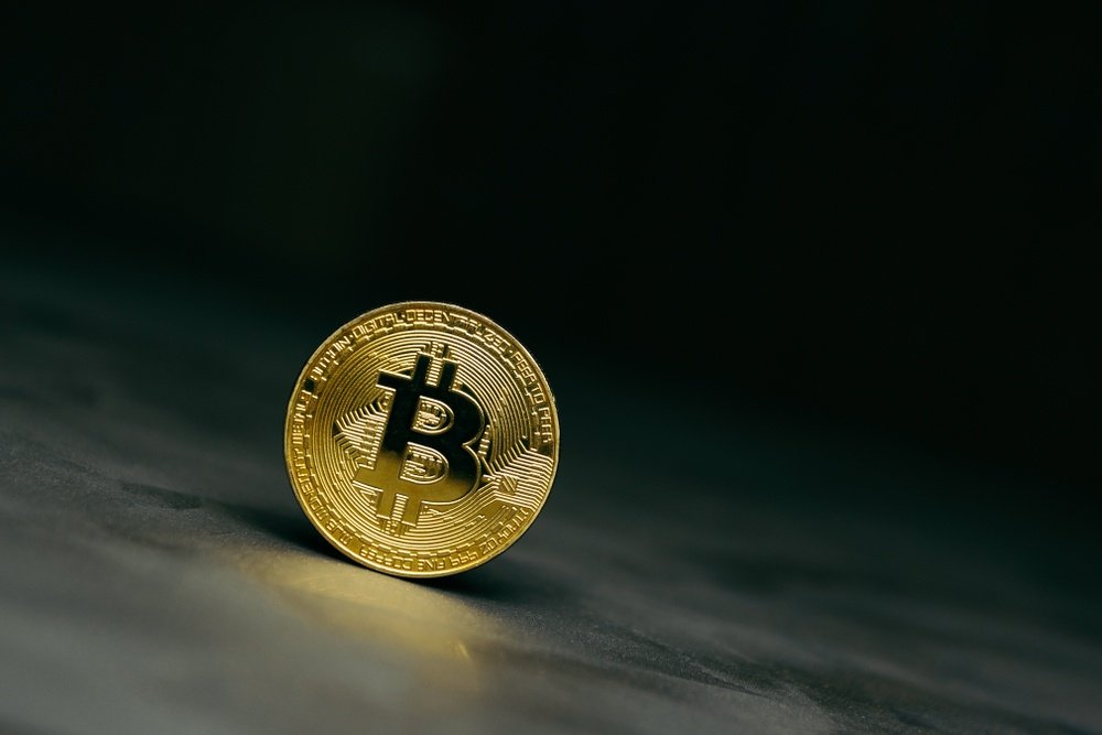 Newsflash: Bitcoin Price Plunges to $7,700 Again on a Bloody Monday Spiral
