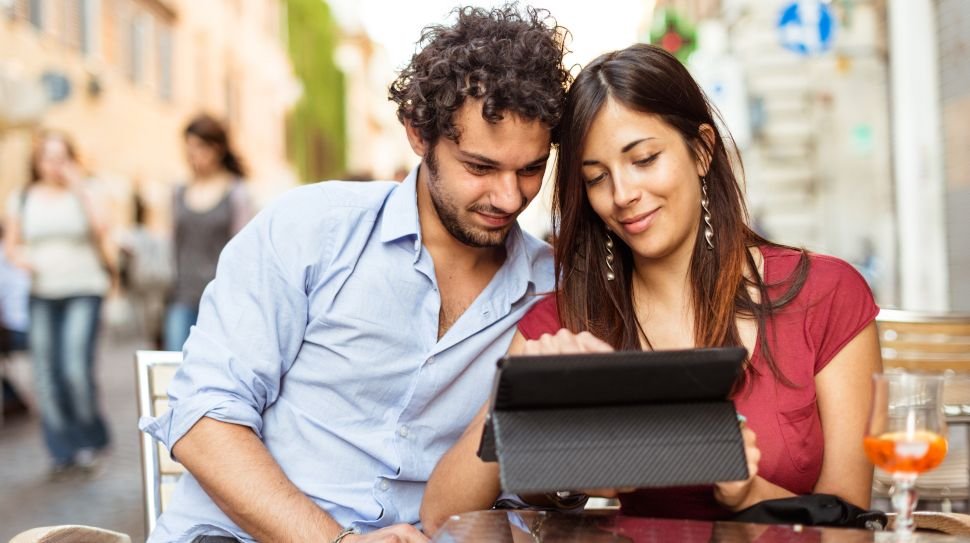 What features should you look for in antivirus software?