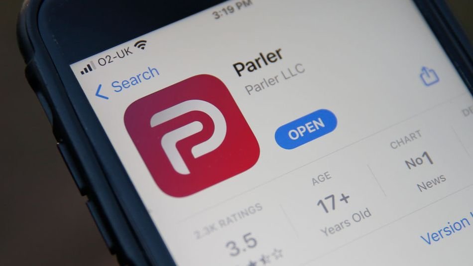 Apple’s threat to kick Parler off the App Store may have backfired