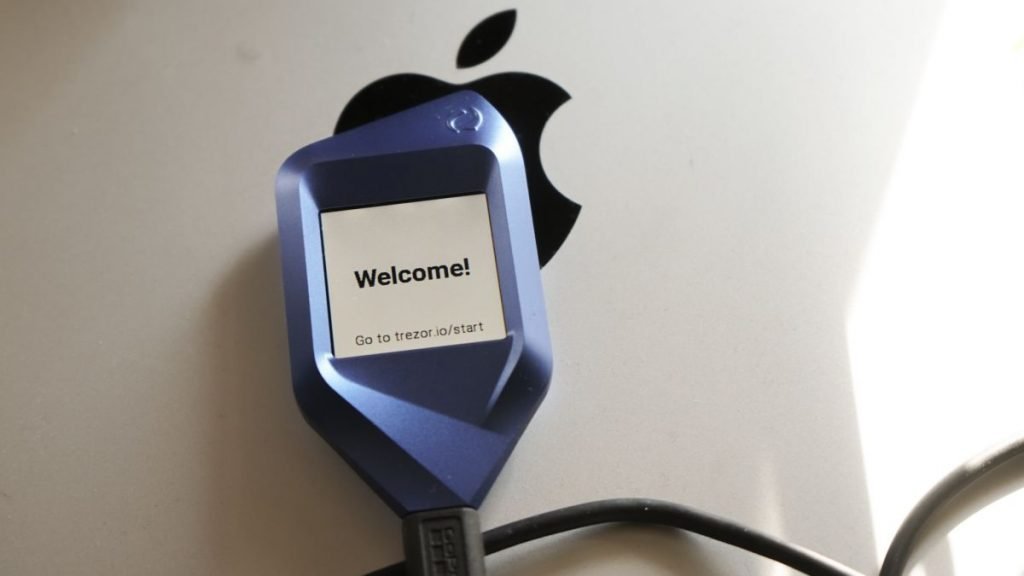 How to Use a Hardware Wallet to Store Your Crypto
