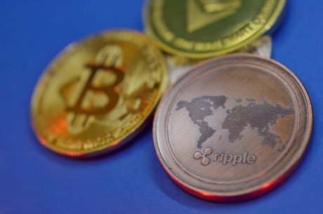Earn Cryptocurrency – Comparing Various Passive and Active Earning Crypto Ways