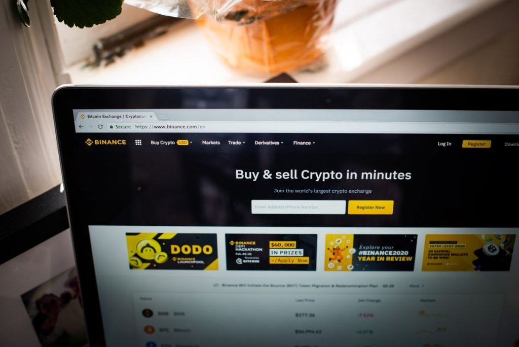 Binance Halted Withdrawals of Bitcoin (BTC USD) Ethereum ($ETH) Dogecoin ($DOGE)