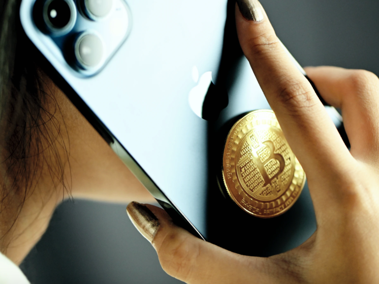 Fake Android, iOS apps promise lucrative investments while stealing your money