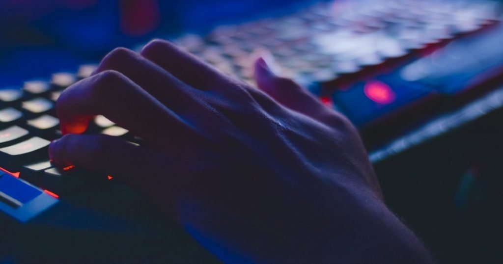 Cybersecurity roundup: U.S. agencies warn of Russian hacks, Australian hospitals struggle to get back online