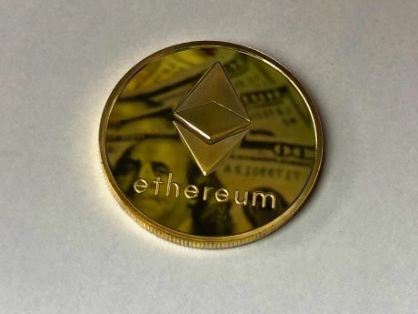 Chief Market Strategist Watching Possible W-Bottom Formation In Ethereum