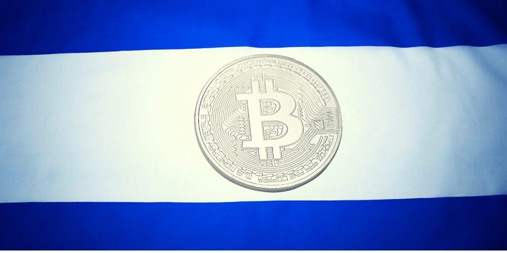 El Salvador’s Bitcoin Wallet Outperforms Banks in Opening Weeks