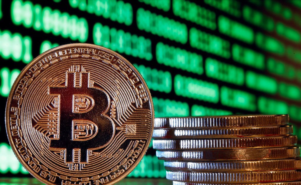 Bitcoin Launch Sparks Wave of Crypto Speculation in El Salvador