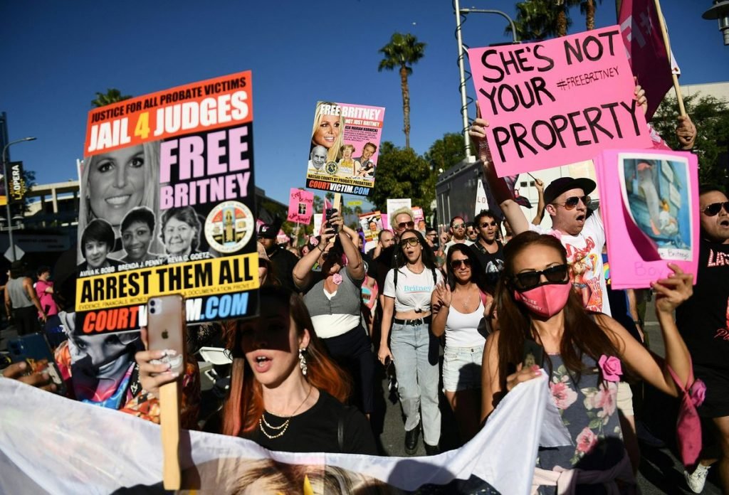 Social Media Buzz: Free Britney Rally, U.S. Men’s Soccer Win