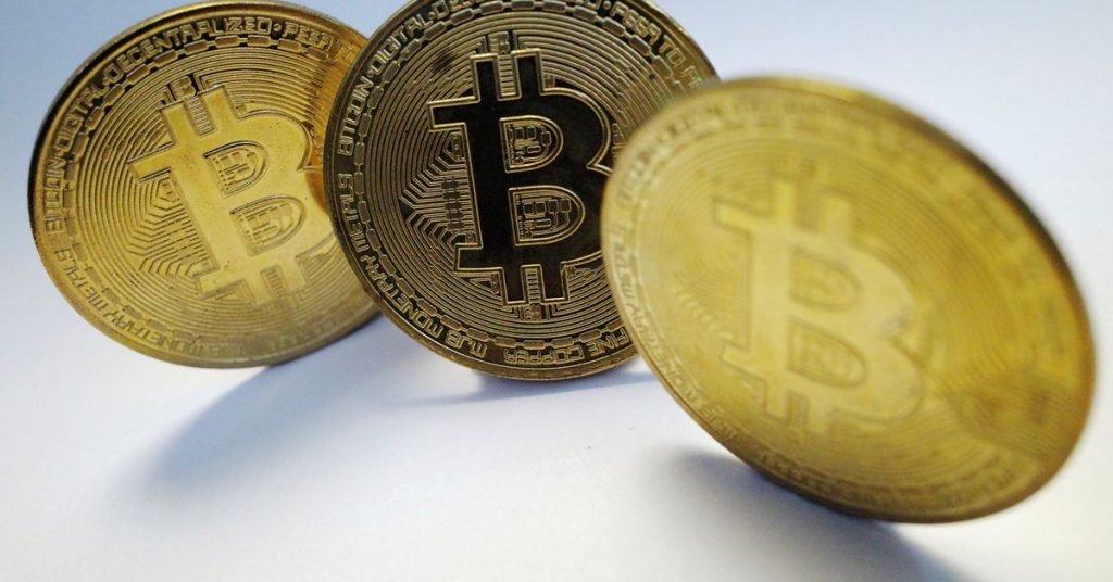 Bitcoin falls more than 4% to near $60,000