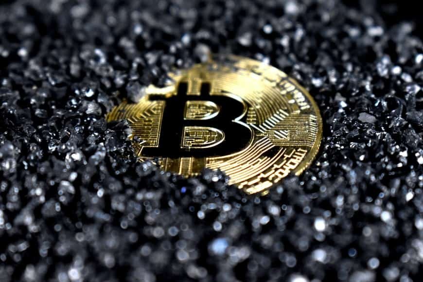 El Salvador’s increased Bitcoin adoption worries BOE Governor
