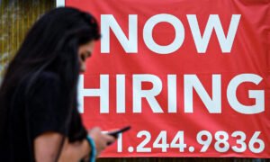Neb. Gov. on Historic Low Unemployment; Bitcoin Donations Going Up for Freedom Convoy | NTD Business