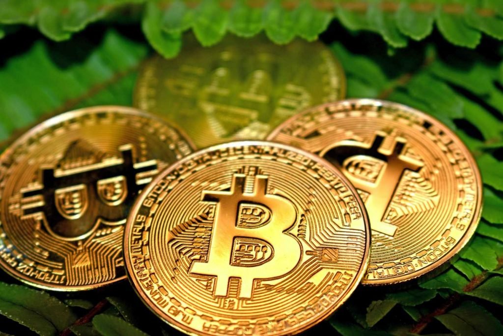 Bitcoin Hodlers with 0.01+ BTC hits a New ATH of 9.512M