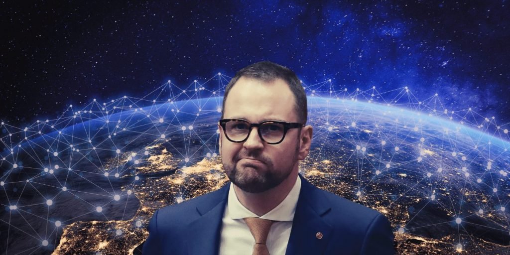 Senator Urges Australian Blockchain Industry to Pick Up the Pace