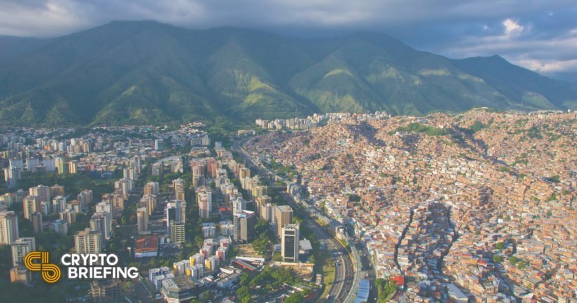 Venezuela Will Peg Minimum Wage to Nation’s Cryptocurrency