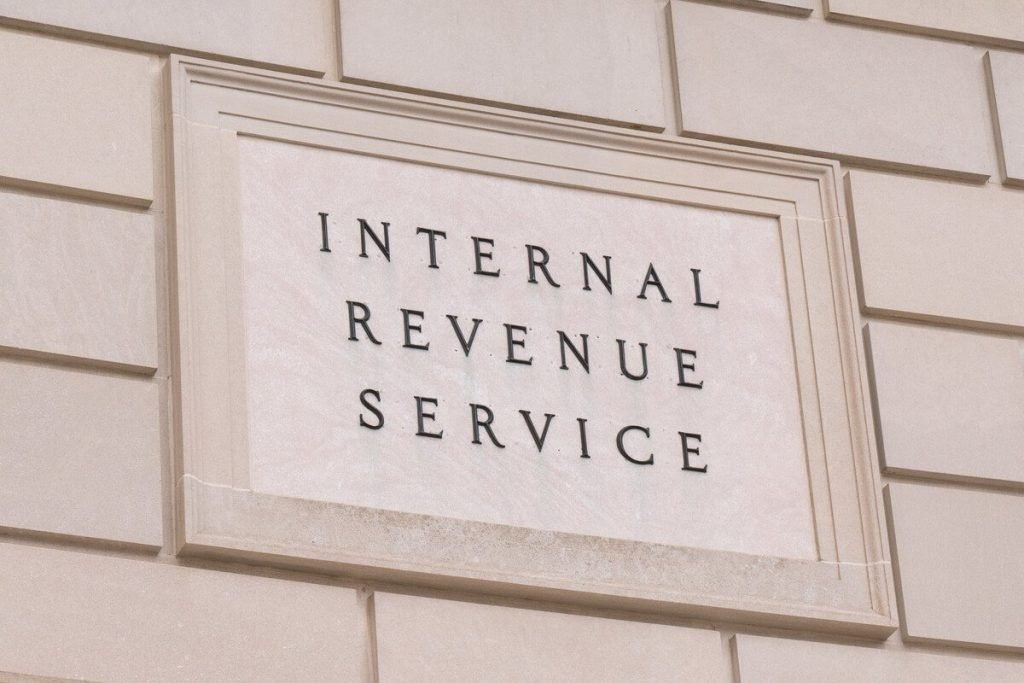 IRS Comes for Crypto John Does, Bitcoin Mining Difficulty Drops, Complex Apps on Algorand + More News