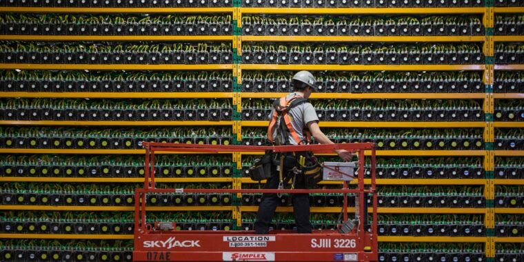 Bitcoin’s massive energy use faces $5M shame campaign from environmental groups