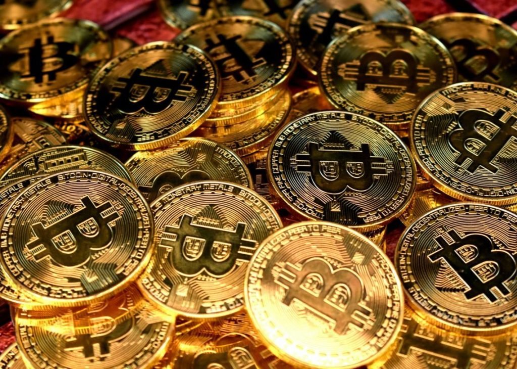 MicroStrategy’s Bitcoin Stash Is Now Worth $2.4B- 59% Less In 3 months