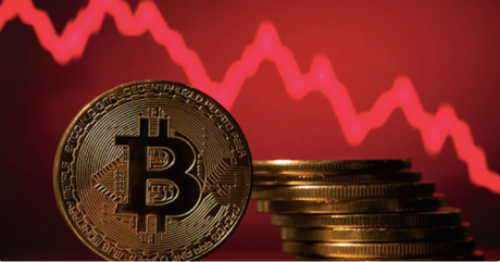 Bitcoin Whales Turn Bearish?, What’s In Store For BTC Over The Weekend