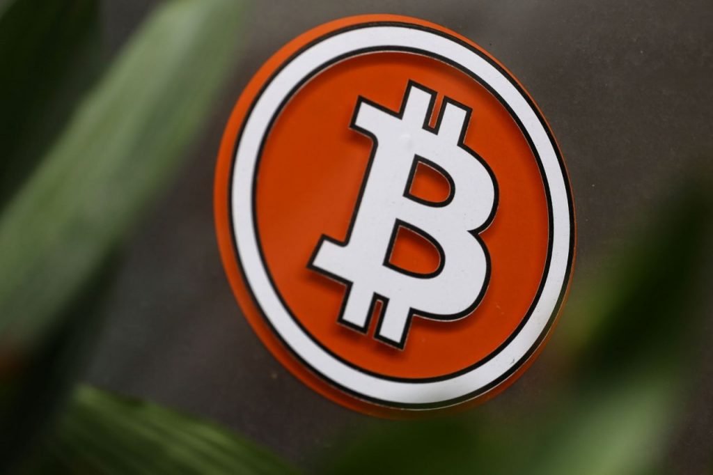 Business Maverick: Bitcoin back down below $20,000 on post-Jackson Hole caution
