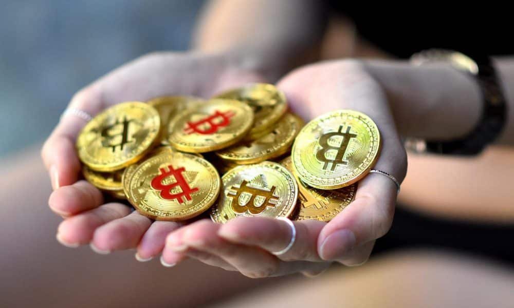 Why Bitcoin’s HODL theory may be long-gone; BTC investors should watch out for…