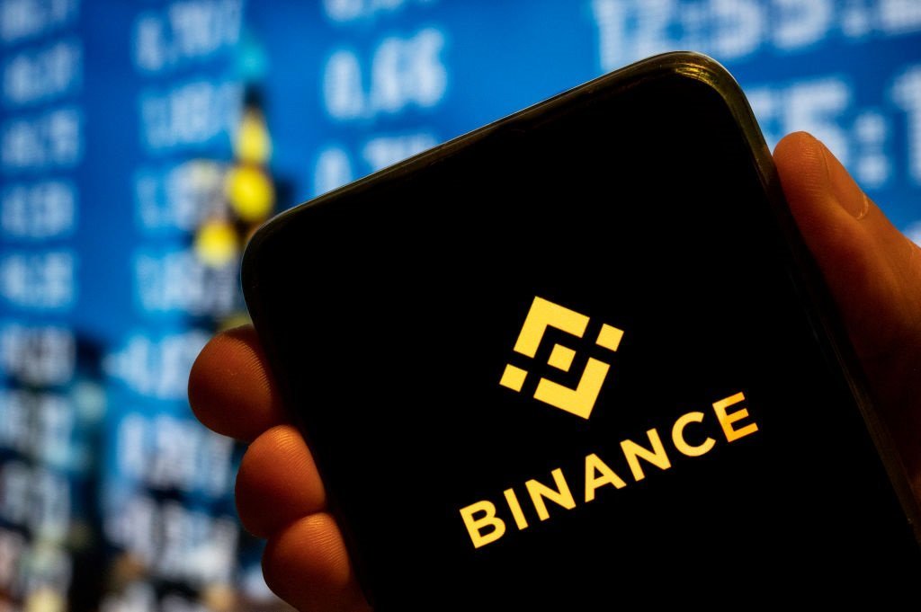 News24.com | Crypto scammers make off with $100 million from Binance