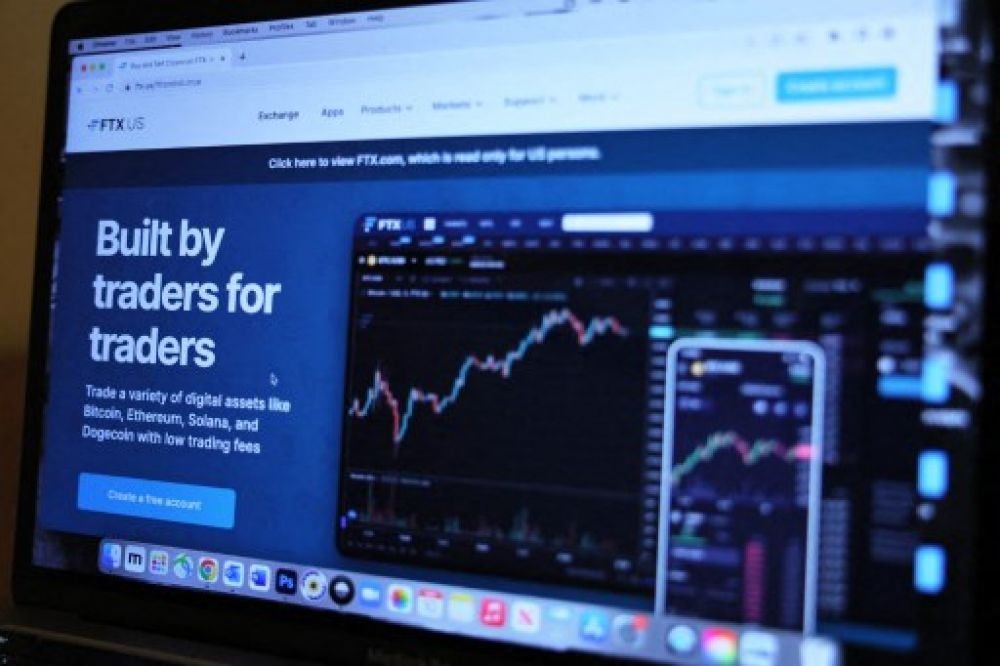 Cryptocurrency platform FTX goes bankrupt in US, boss resigns