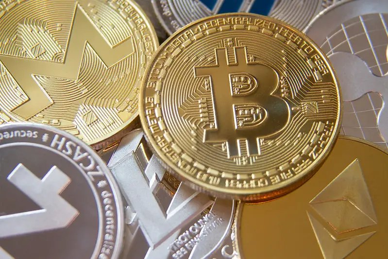 AI’s Valentine Visions: Bitcoin’s Price Predicted for February 14th