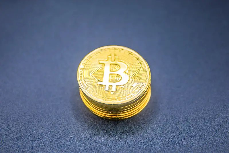 Debate Sparks Over Bitcoin’s Legitimacy As an Antifragile Asset: Taleb vs. Critics