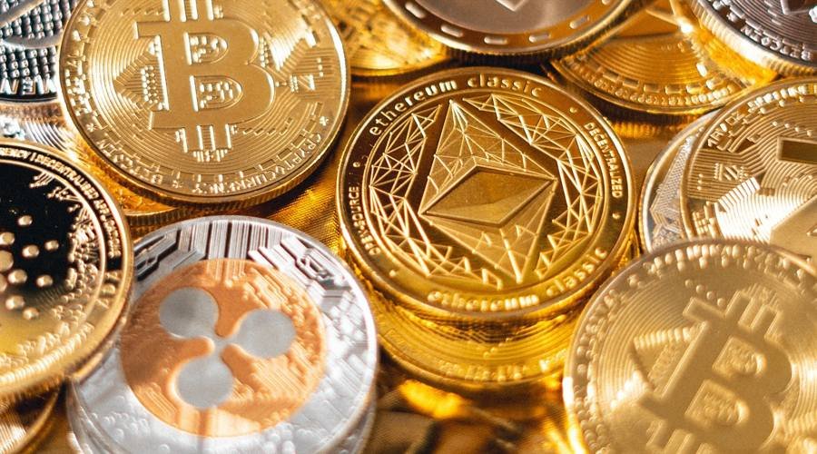 Crypto Exchange BKEX Suspends Withdrawal to Aid Money Laundering Probe