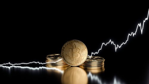 Bitcoin unfazed by SEC suing Coinbase and Binance