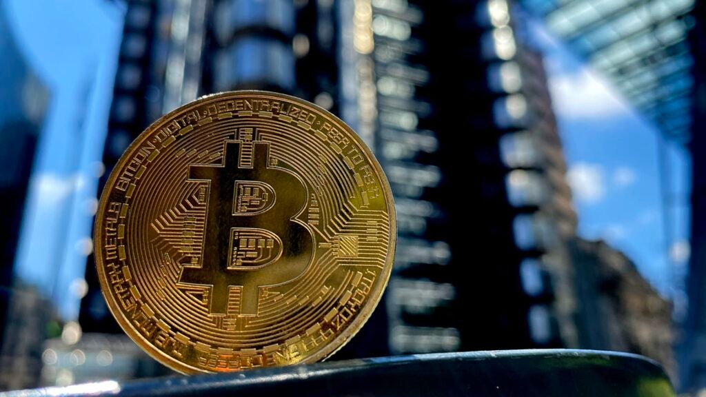 Bitcoin briefly rises above $31,000 to highest level in more than a year to cap the week