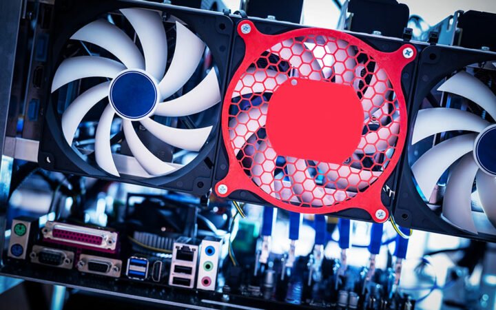 Bernstein: Bitcoin Mining Is Game of Nerves, Might See AI Diversification