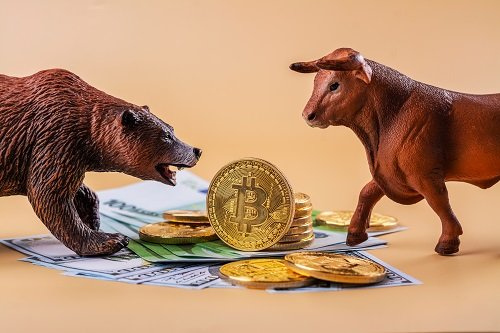 Bitcoin hovers near $30k as historical volatility lowest for the year