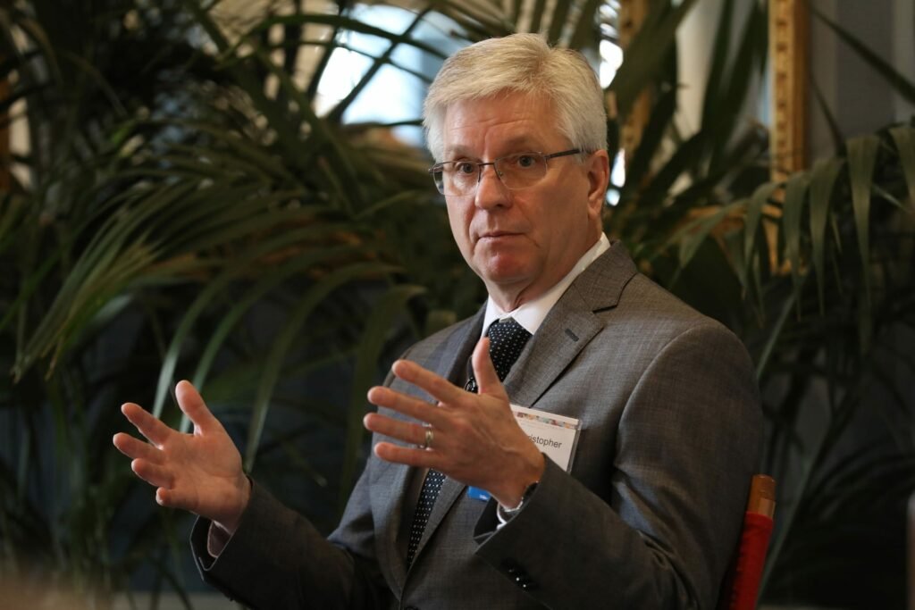 Federal Reserve Executive Officers Offer a Surprising Twist of Praise for Crypto