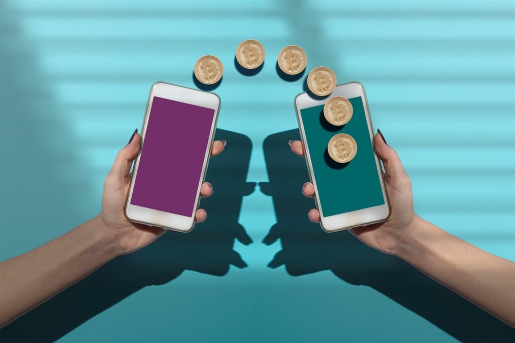 News24 | Bitcoin slumps on liquidation fears