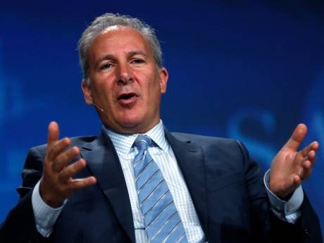 Bitcoin Critic Calls ‘Institutional Demand’ A Myth Following Recent Price Slump