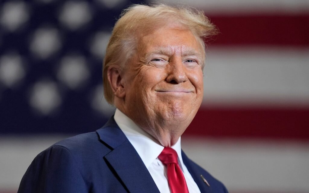 Euro plunges amid Trump tariff fears