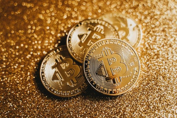 Bitcoin Won’t Save You—Peter Schiff Says Gold Will Win As Trump Wrecks The Dollar