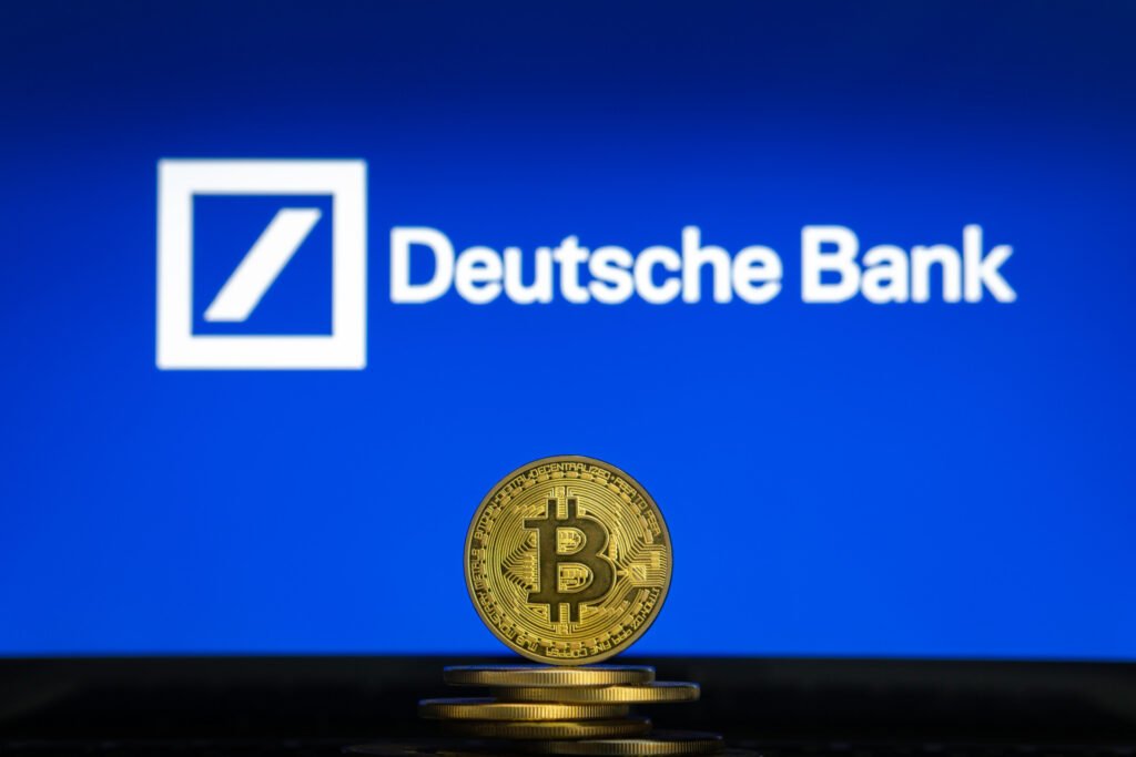 Deutsche Bank Predicts Central Banks Will Hold Bitcoin and Gold as Core Reserves by 2030
