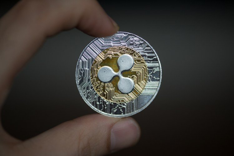 XRP On-Chain Activity Signals Imminent Sell-Off — What’s Happening?