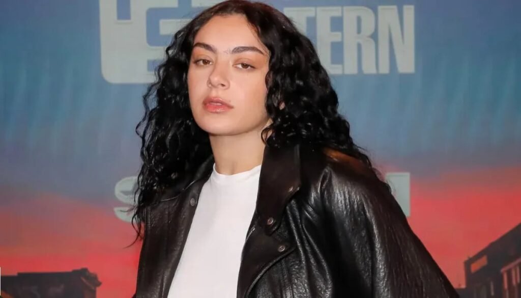 Charli XCX shares wholesome interaction with fans at Conversation event
