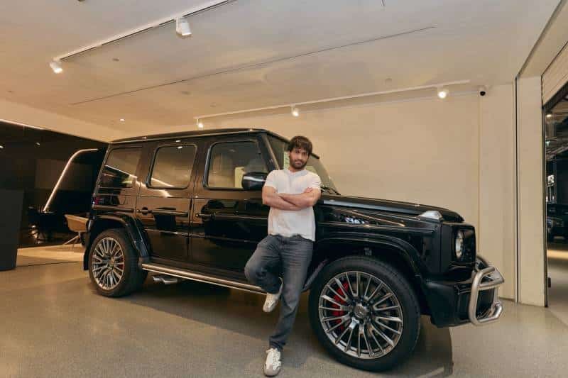 Global Victory! Waqar Zaka Wins International Crypto Competition, Receives 2026 Mercedes G-Wagon