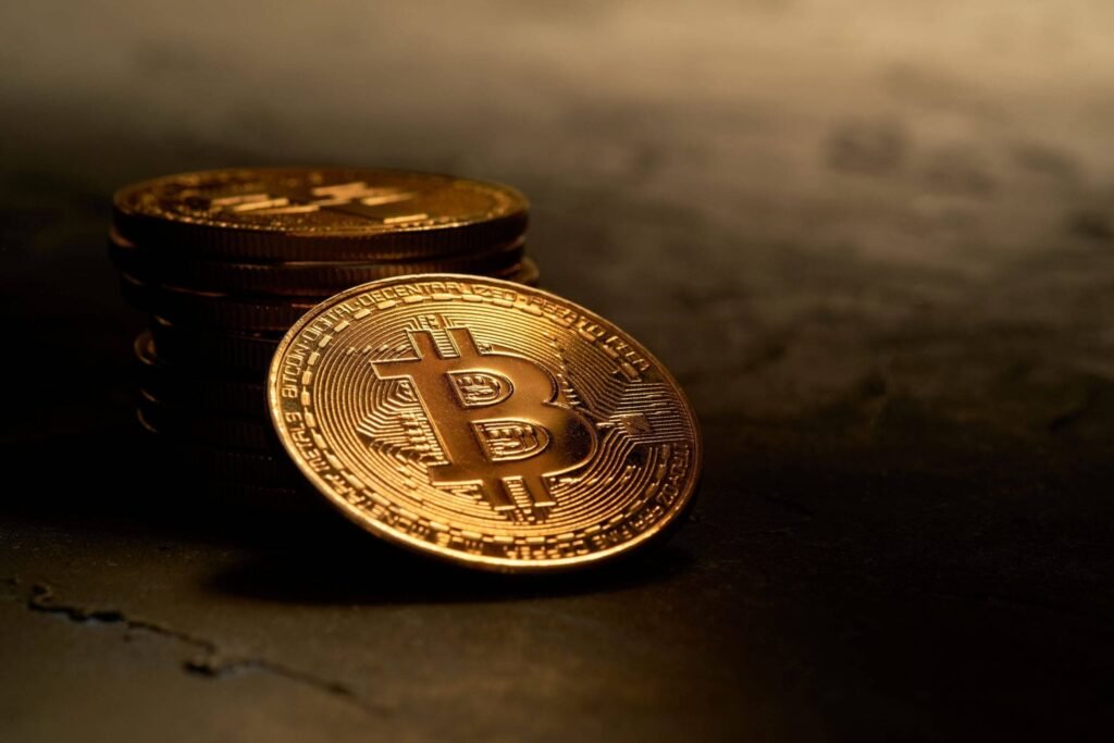 Ricardo Salinas Says Bitcoin Should Be Treated Like Real Estate